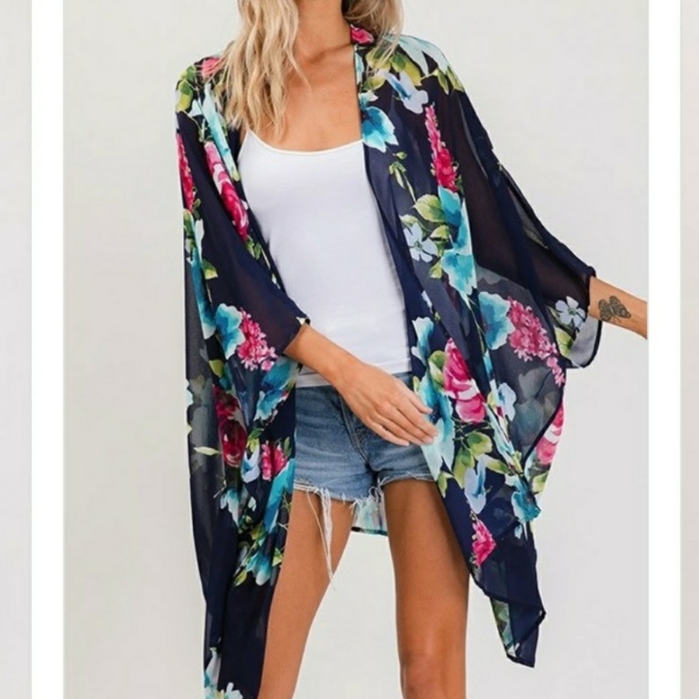 Made in USA Navy Floral Kimono
